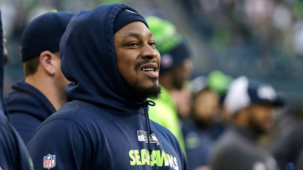 Marshawn Lynch Signs Seattle